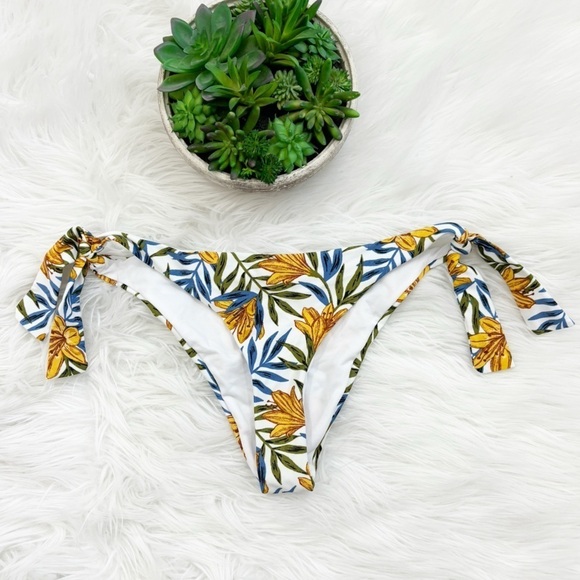 Cabana del Sol Floral Tie Off Shoulder Bikini Set Size Small - Picture 7 of 10